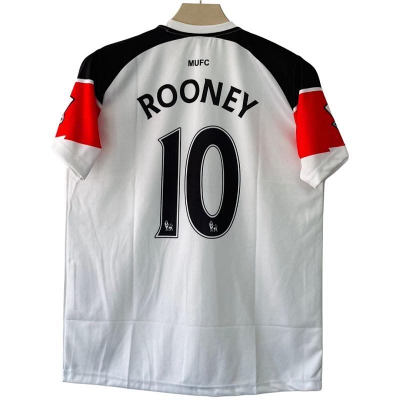 Manchester United 2010-12 away football shirt