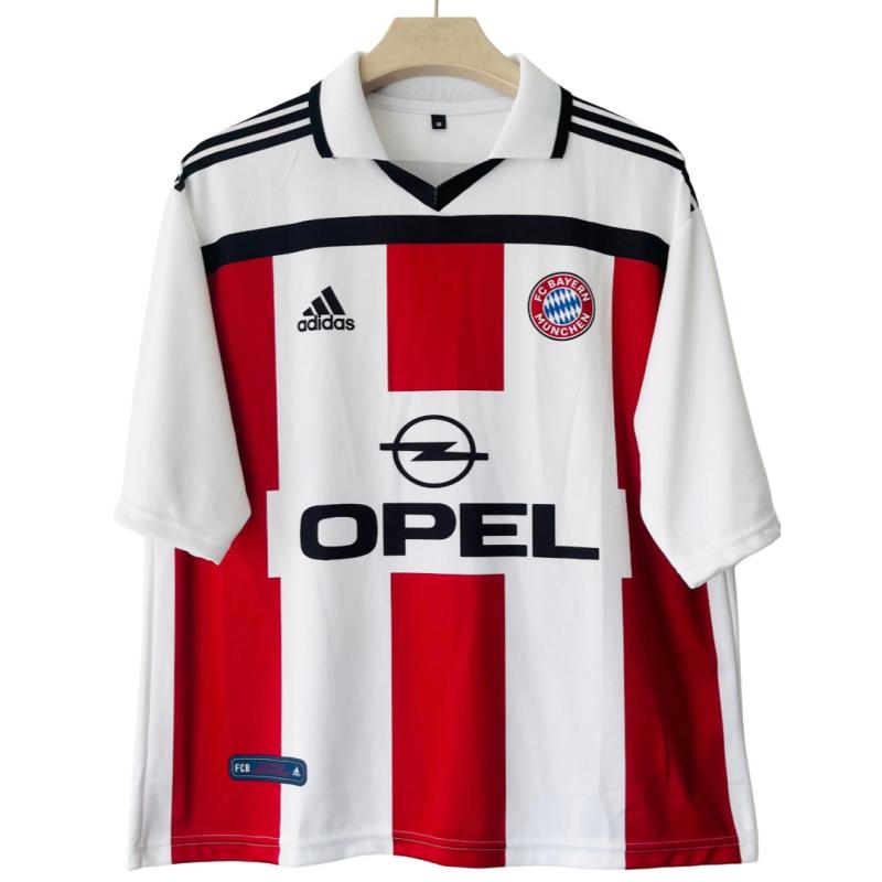 Bayern Munich 2000-2002 away shirt Mardona