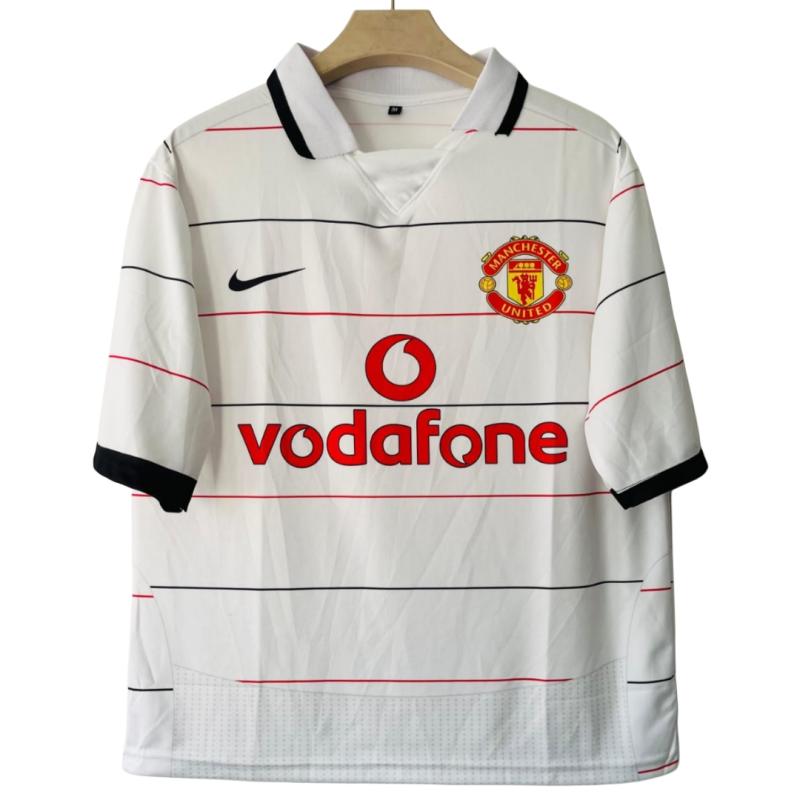 Manchester United 2003-2005 third kit Ronaldo